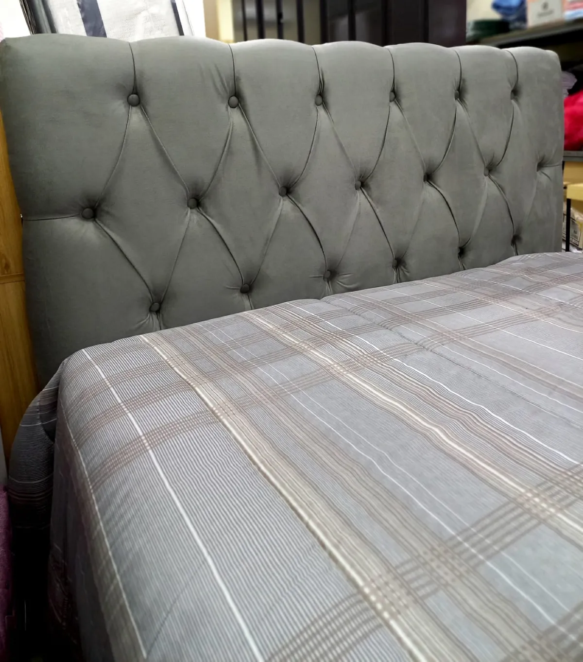 Cabeceira Solteiro Hera 90 Corino Bege Shalom — Veludo Suede - Cinza