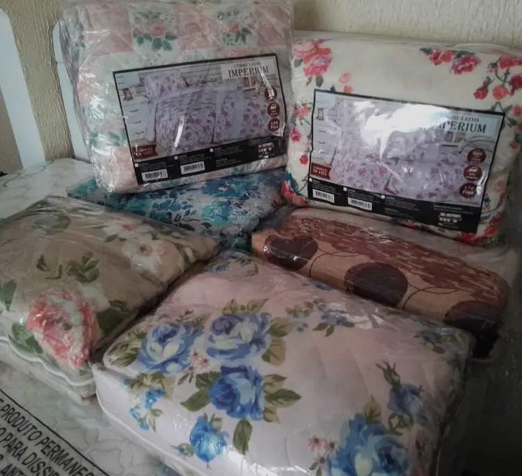 Cobre Leito Casal Imperium 230x200 com 3 Pecas Estampado Sortido Marcelino — Cobre Casal Imperium - Estampado Sortido