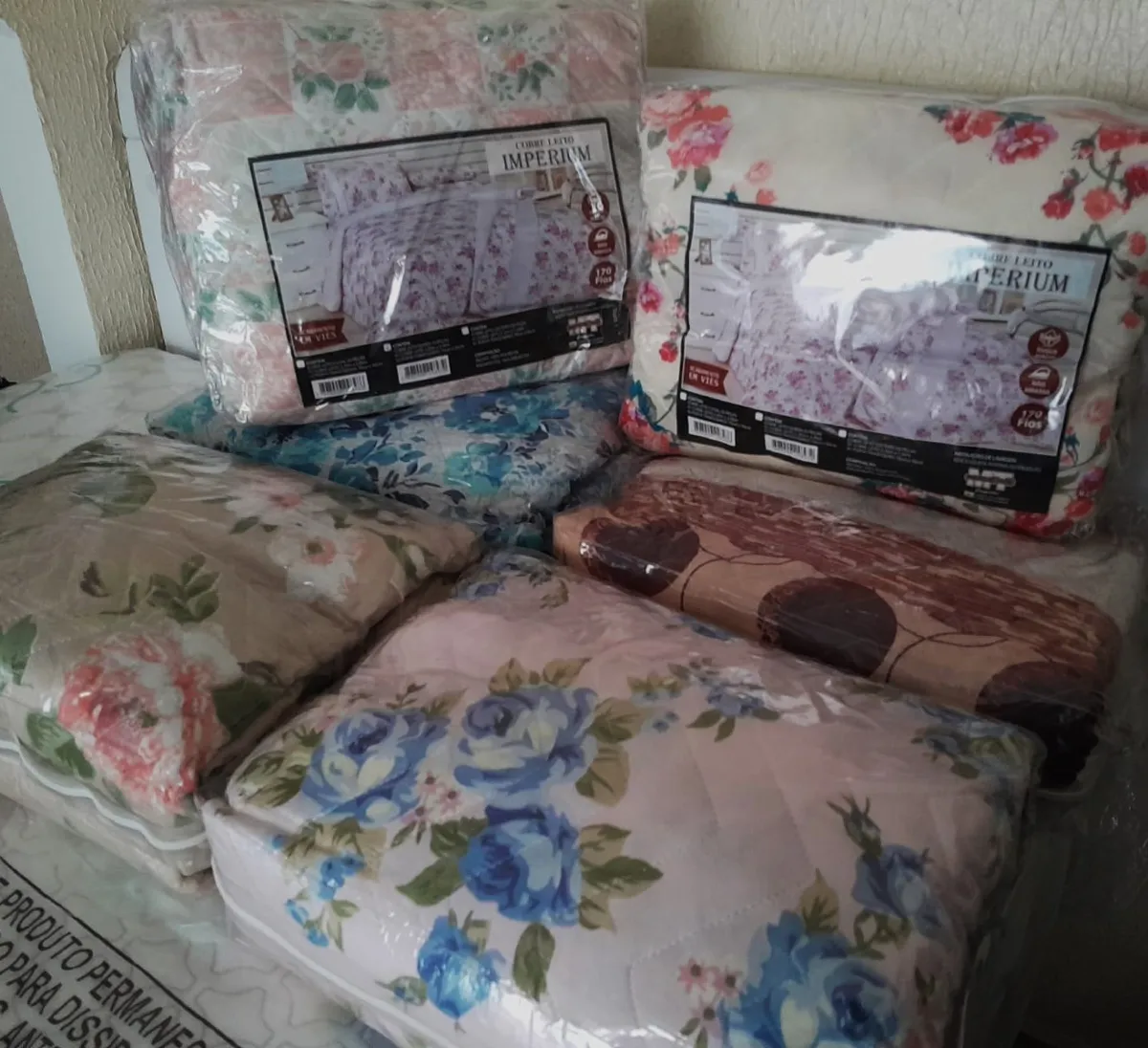 Cobre Leito Casal Imperium 230x200 com 3 Pecas Estampado Sortido Marcelino — Cobre Leito Queen - Estampas Sortidas