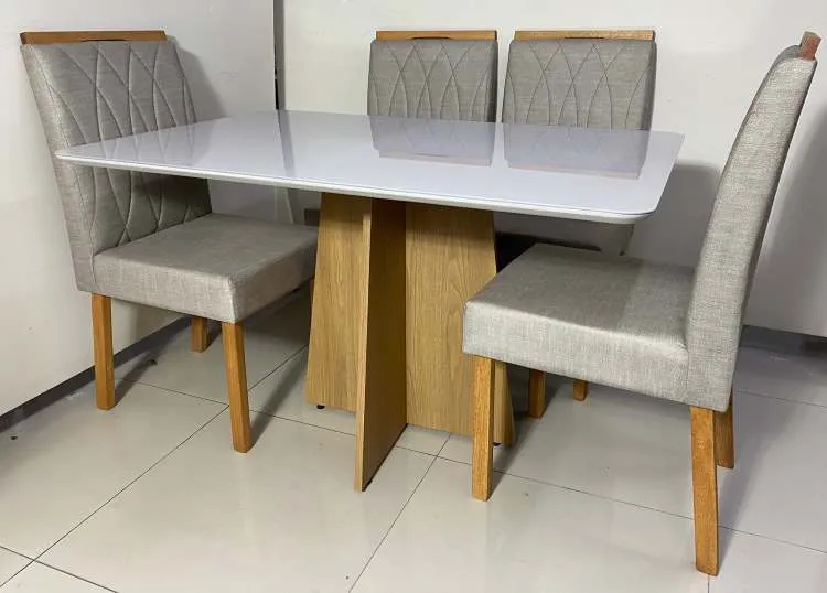 Kit com 2 Cadeiras 01 com Bordado 07 Veludo Cinza 148 Carvalho Decor — Mesa Narnia 100x80 - Imbuia Mel/Off White