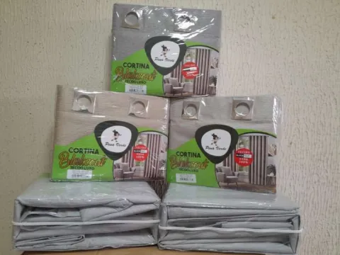 Cortina Blackout Tecido Luxo 270 x 180 Veda 100 por Cento Cores Sortidas Pena Verde